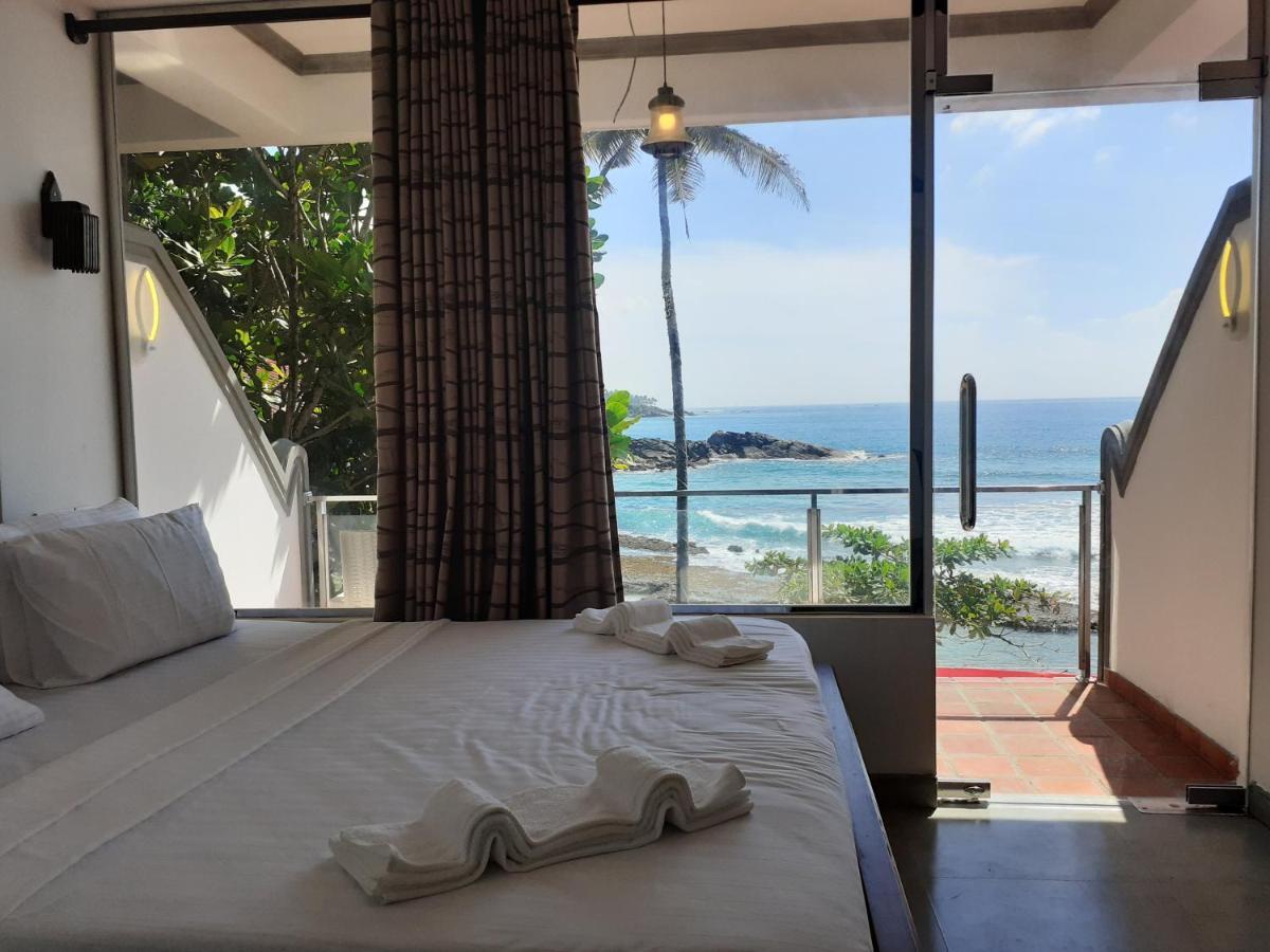 Coral Beach Hotel Mirissa Buitenkant foto